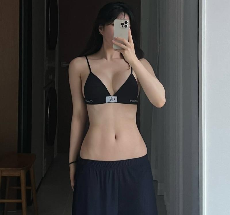 776_9.jpg